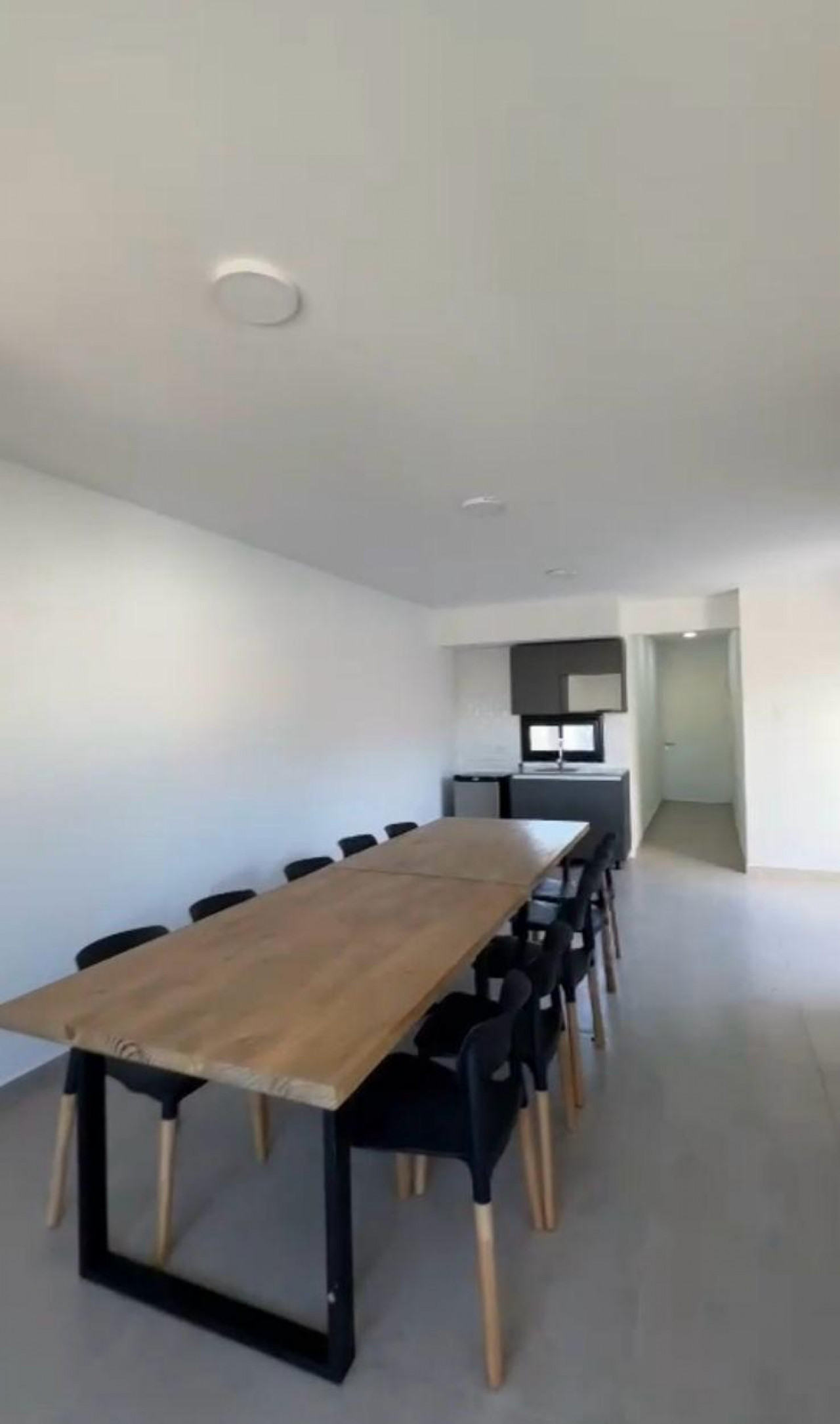 sum con baño y cocina